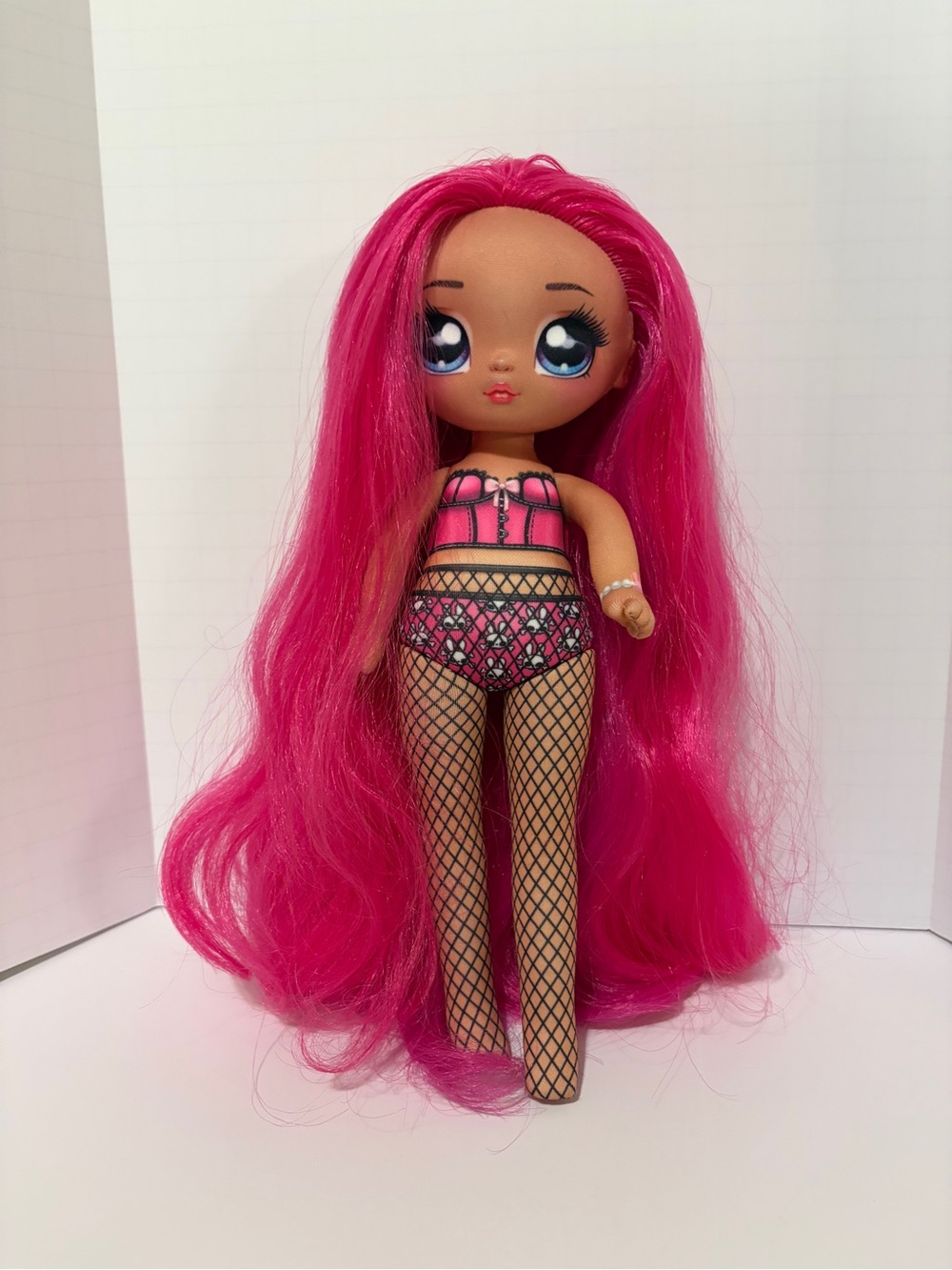 Na Na Na Surprise Teens Alex Heart Pink 11 Inch Doll MGA Fashion